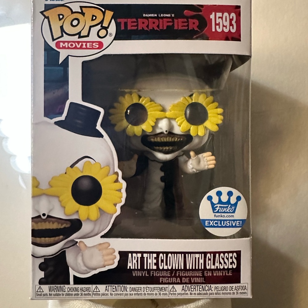 Funko Art the Clown with Yellow Glasses Figure